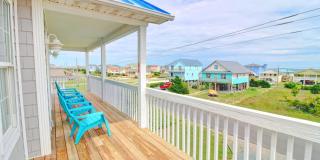 OFF SEASON Rental: 4 Bedroom Home on South Topsail available January 11th, 2027- April 30th, 2027 Gallery 1