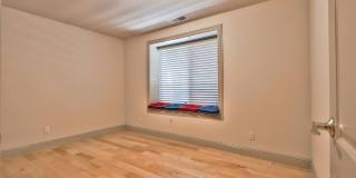 Saratoga 5 Bedrooms with Free Electricity from Solar System Gallery 21