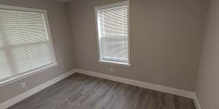 Cute 2 bedroom Duplex Gallery 10