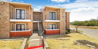 Marine Creek Apartments Gallery 6