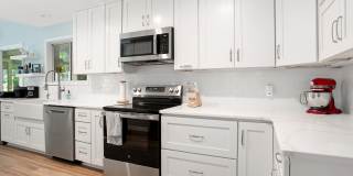 Fully Furnished Coastal Retreat Near Wrightsville Beach in Desirable Masonboro Neighborhood Gallery 11