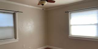 CHARMING 4 BED 2 BATH HOUSE NEAR DOWNTOWN Gallery 20