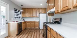 1210 E Oakmont Gallery 10