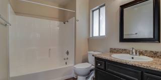 Gorgeous 2 Story Home Fully Upgraded – Move-In Ready!- 4 bedroom 3 bath Gallery 14