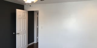 *****Gorgeous Lawrenceville 3-Bed / 1.5 Bath available FOR RENT   July 1st!!****** Gallery 32