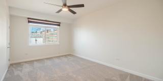 680 N GREEN Street Gallery 20