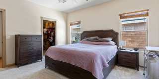 4 Bedroom Home with Solar Panels: MOVE-IN SPECIAL Gallery 24
