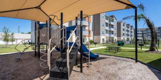 Promenade Luxury Apartments Gallery 12