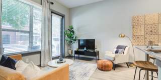 Sola Station Canalside Apartments Gallery 38