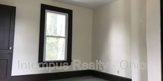 236 E William St Gallery 28