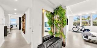 1147 Hillsboro Mile Gallery 34
