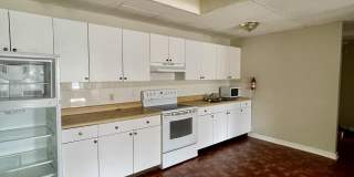 540 Main Street Gallery 10