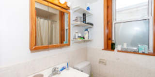 BU West / Central Campus - Spacious, Renovated Brookline 4 Bed/2 Bath on Thorndike for 9/1/2026 Gallery 9