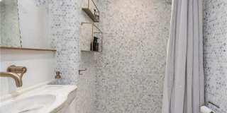 36 Kay Street unit: 3 Gallery 15