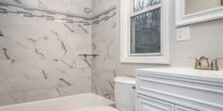 Stunning 2 bedroom home in Brookline available July 15! Gallery 10