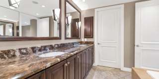 7175 E Camelback Road Gallery 4