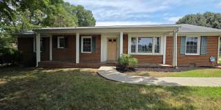 Large 3 bedroom brick rancher with 1.5 bathrooms. Gallery 1