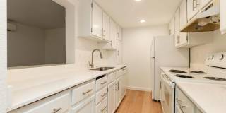 Crestwood Place Gallery 3