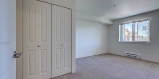 Urban Center Apartments Gallery 36