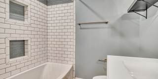 3-BEDROOM IN ALAMO HEIGHTS W/ POOL Gallery 32