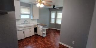 3 bedroom 1 Bath Bungalow - Now Available! 3 bedroom 1 Bath Bungalow - Now Available! Gallery 14