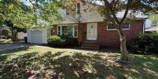 Charming 4 bedroom, Single Family in Beachwood, Ohio! Gallery 1
