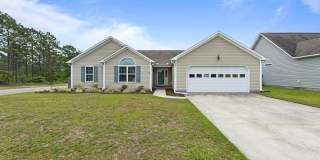 House with Fenced Back Yard Available! Gallery 1