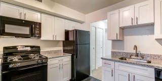 Fairway Apartments Gallery 13