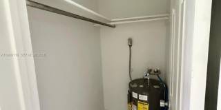 1240 NE 12th Ave Gallery 10