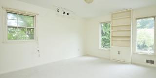 Sparkling and Spacious Gallery 30