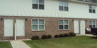 2 Bedroom/1.5 Bath Townhome Gallery 1