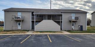 Nice 2BR/1BA in Joplin near MSSU campus! (upstairs unit with Balcony! ) HUD APPROVED!! Gallery 17