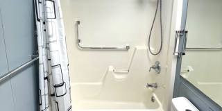 Very Unique 5 Bedroom Home on Large Lot Gallery 13