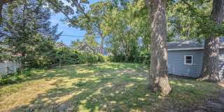 Spacious 5BR/2.5BA in Creston with Garage & Fenced Backyard Spacious 5BR/2.5BA in Creston with Garage & Fenced Backyard Gallery 16