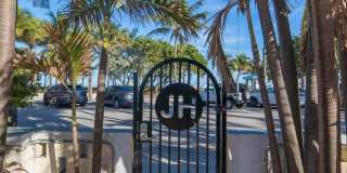 305 N Pompano Beach Boulevard unit: 1007 Gallery 29