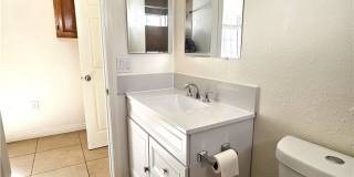 654 W 21st Gallery 16