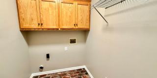 3 Bed, 2 Bath Home with Large Backyard in Fairmont Subdivision 3 Bed, 2 Bath Home with Large Backyard in Fairmont Subdivision Gallery 18