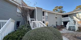 2 Bed 2 Bath Condominium in Hampstead Gallery 1