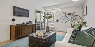 Living at NoHo Gallery 44