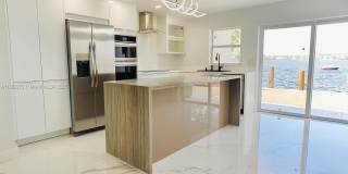 2781 NE 165th Ter Gallery 3