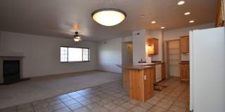 Beautiful 3 Bed Condo with Fantastic HOA and Amenities! Gallery 1