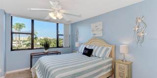 5855 MIDNIGHT PASS ROAD Gallery 33