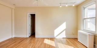 3600 CONNECTICUT Avenue NW Gallery 19