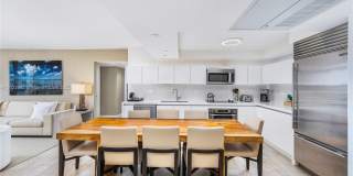 102 24th St Gallery 4