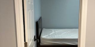 14 Aberdeen Avenue Gallery 25