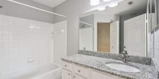 13700 Richmond Park Drive North - 12071207 Gallery 12