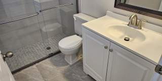 501 SE Thanksgiving Avenue Gallery 10