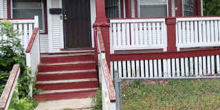 Single family home has 4 bedrooms. Gallery 1