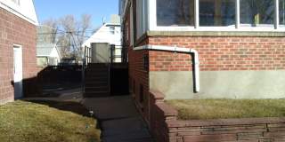 415 Russell Gallery 1