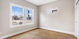 1910 E Houston St - BLDG.4 Gallery 16